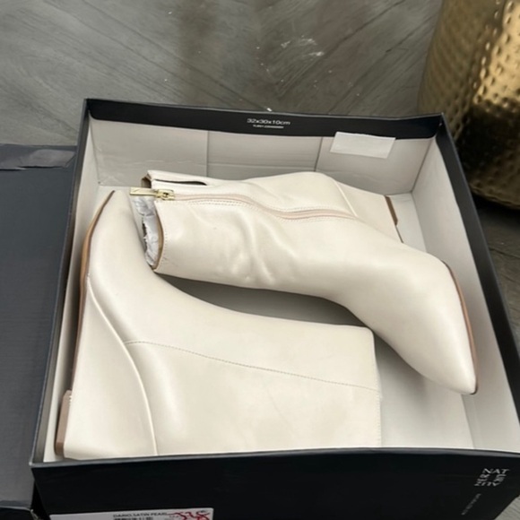 NATURALIZER Dario Wedge Booties (WIDE) - Picture 2 of 10